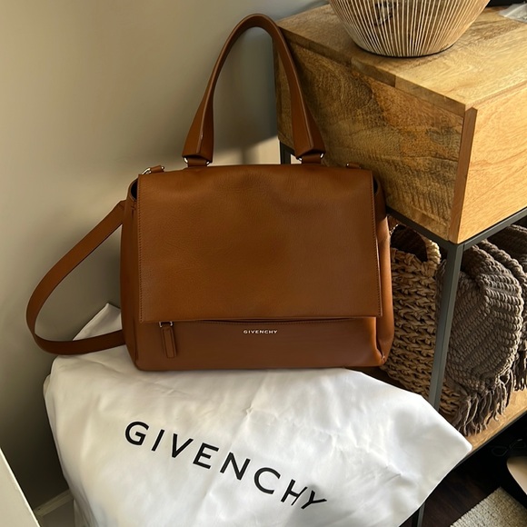 Givenchy Medium Pandora Pure in Hazel - Picture 2 of 16